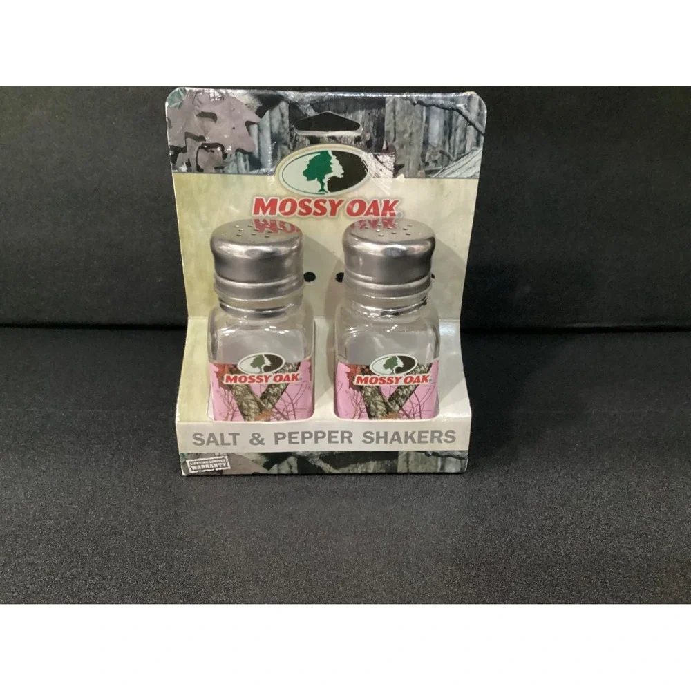 Mossy Oak Salt And  Pepper Shaker Set Camouflage Theme Glass Stainless Top‎ New